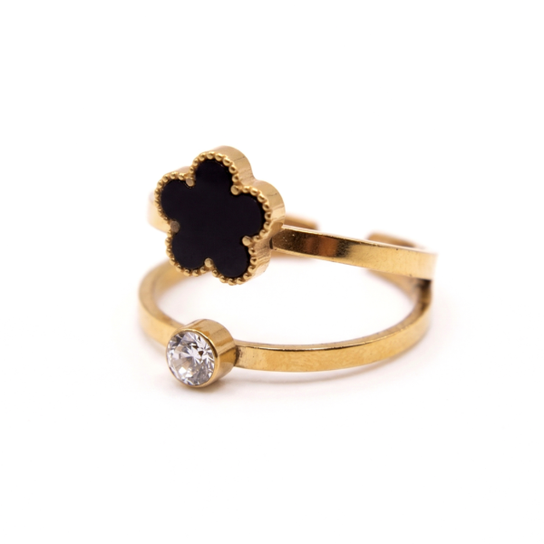 Single crystal clover ring sideview