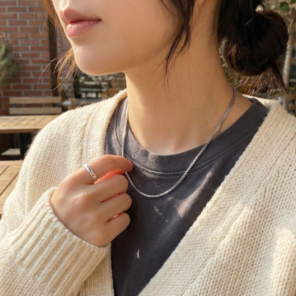 Unisex Box chain