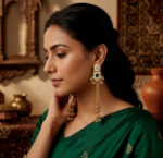 Hypoallergenic Long Chain Elegant Wedding Earrings - Green - Image 4