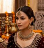 Antique Gold Tone Traditional Choker Necklace Set with Earrings & Maang Tikka - Image 4