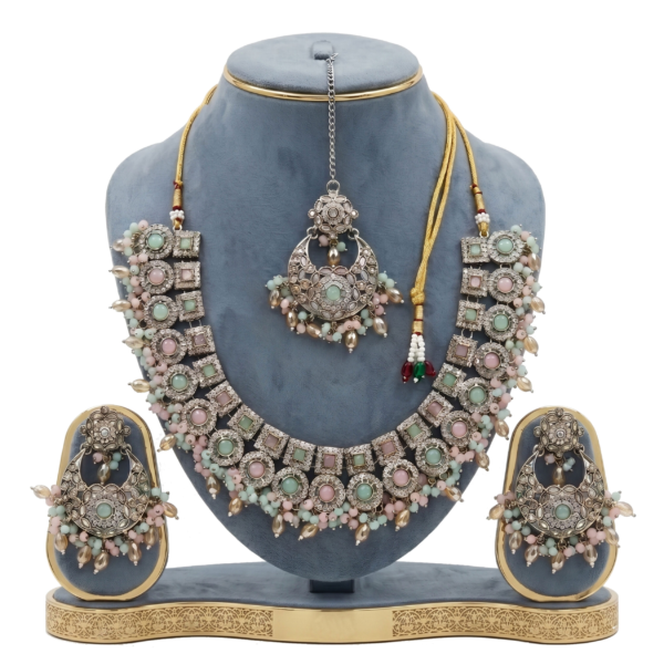 pink & green color jewellery set